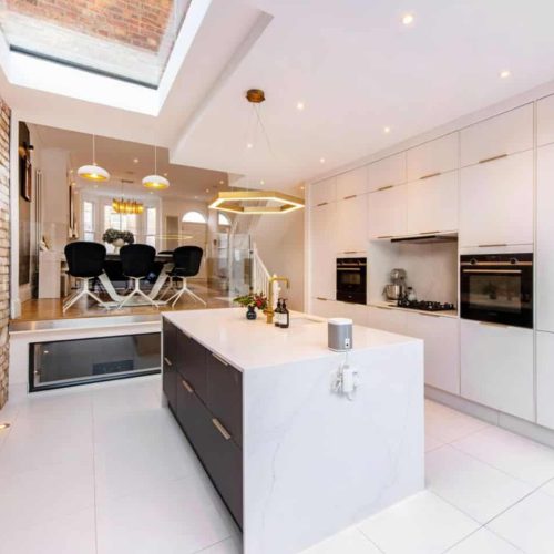 londons prestige60